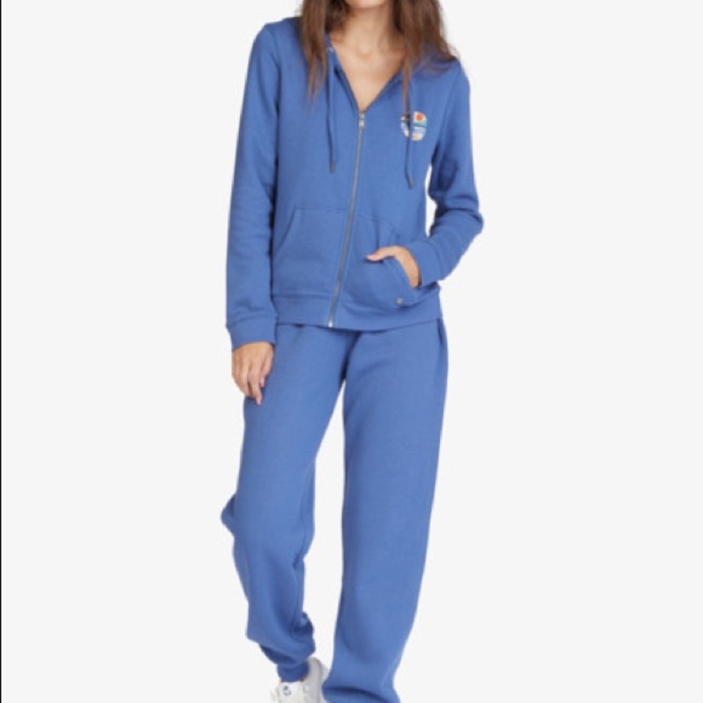 Roxy sweatpant and shirt set